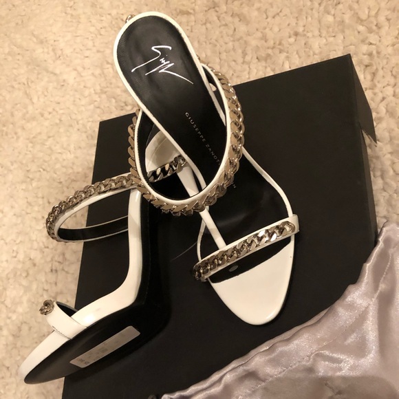 Giuseppe Zanotti chainlink sandal - Picture 2 of 3